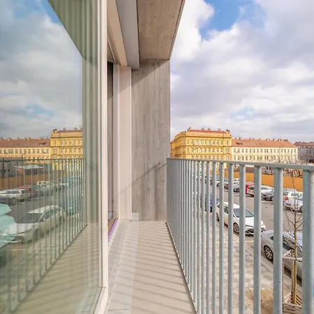 Industrialux By Rentez Apartment *